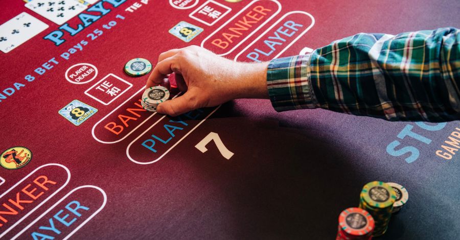 Baccarat là siêu phẩm đơn giản, quen thuộc với người Việt Nam